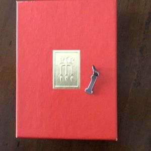 Sterling silver James Avery charm!